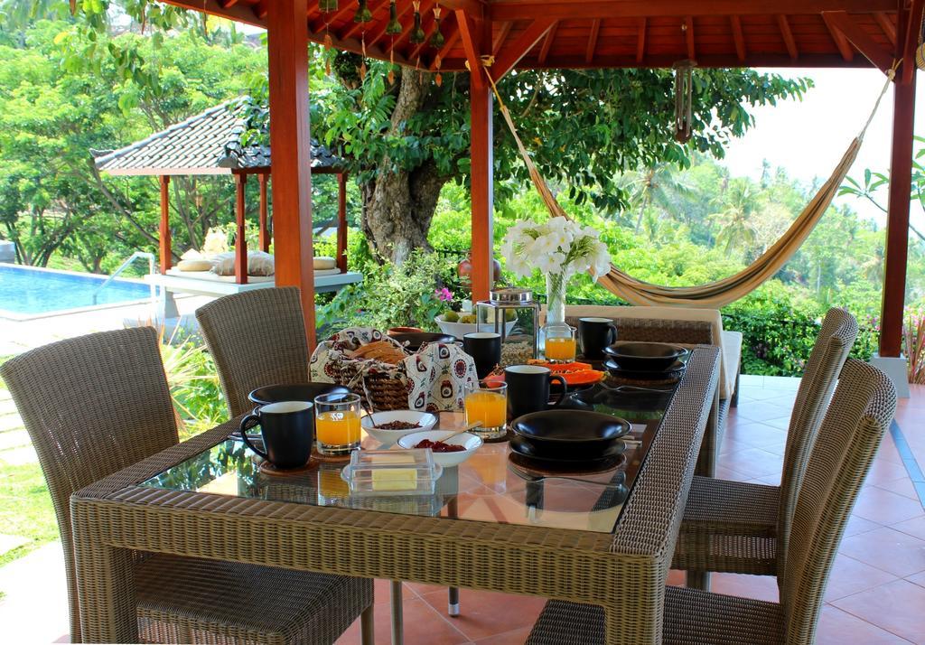 Villa Karingal Senggigi Exteriör bild