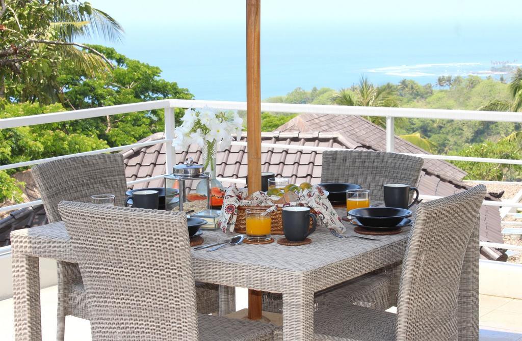 Villa Karingal Senggigi Exteriör bild