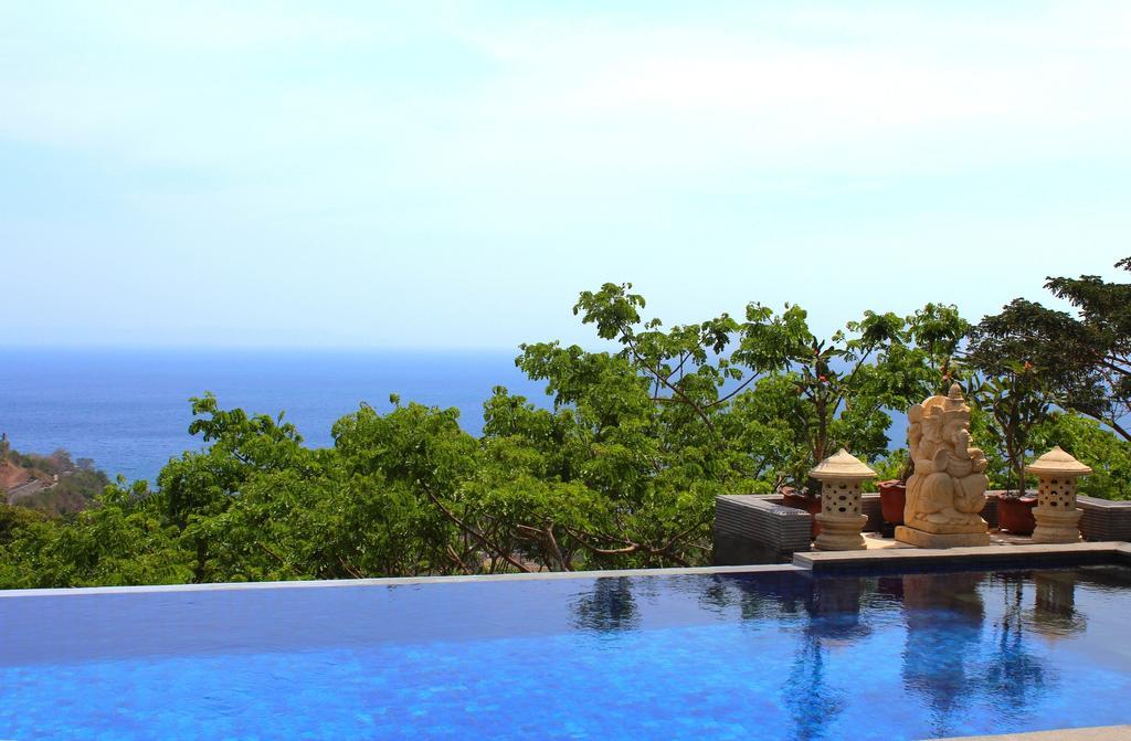 Villa Karingal Senggigi Exteriör bild